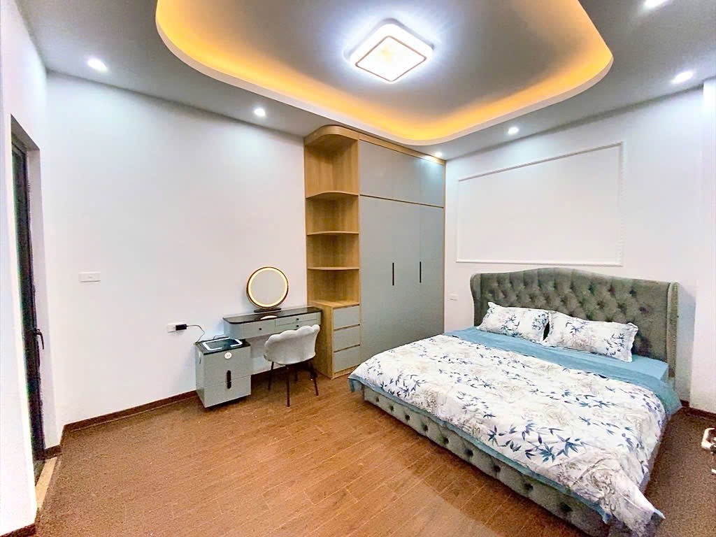 Bán nhà 36m2 Phố Bà Triệu Hà Đông, 5 tầng full nội thất mới. 7 Tỷ. Liên hệ Mr Kiên 0922979333